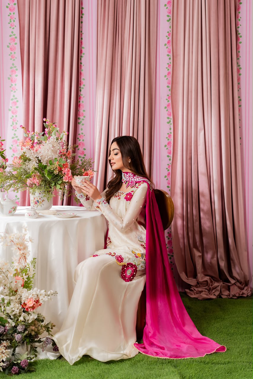 SHANZAY ANOOSHAY MULTI FLORAL SHAMOZ
